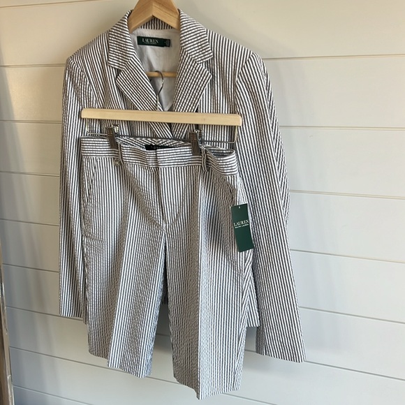 Lauren Shorts Suit - Picture 1 of 10